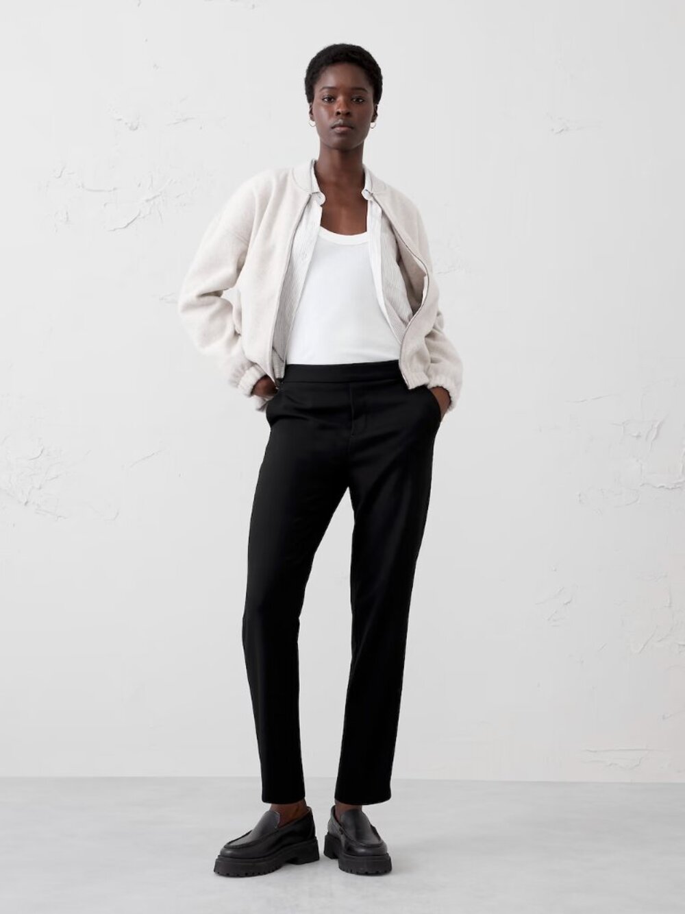 BANANA REPUBLIC HAYDEN TAPERED PANTS SIZE 2